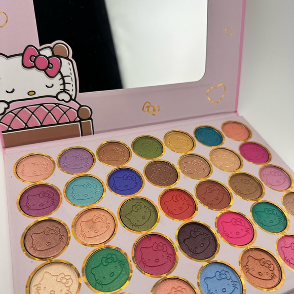 Hello Kitty Eyeshadow Palette 35 Colors- Brand new in box - Picture 3 of 6